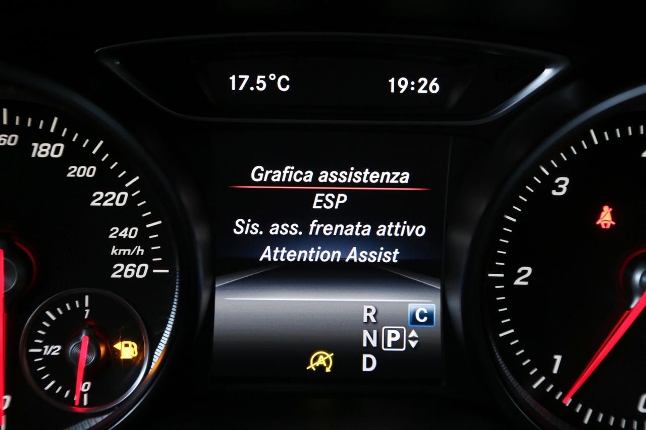 Mercedes GLA 200 d Automatic 4Matic Premium AMG