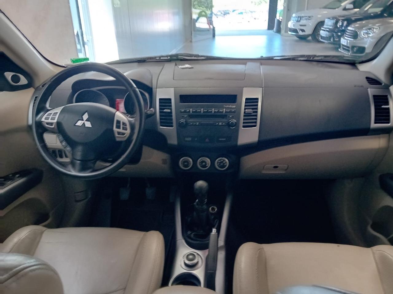 Mitsubishi Outlander 2.2 DI-D 4WD Instyle 7p.