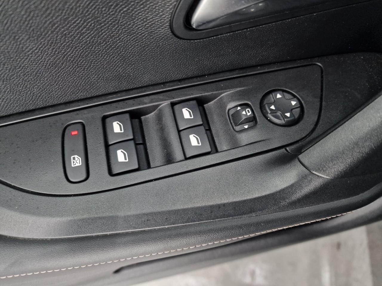 Peugeot 2008 1.2 PureTech 100 S&S Allure