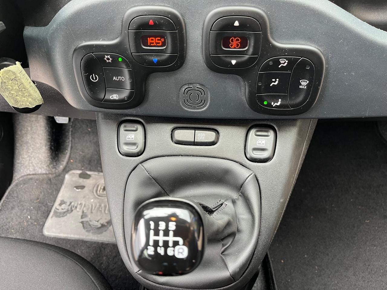 Fiat Panda Cross 1.0 fire fly hybrid -12/2023