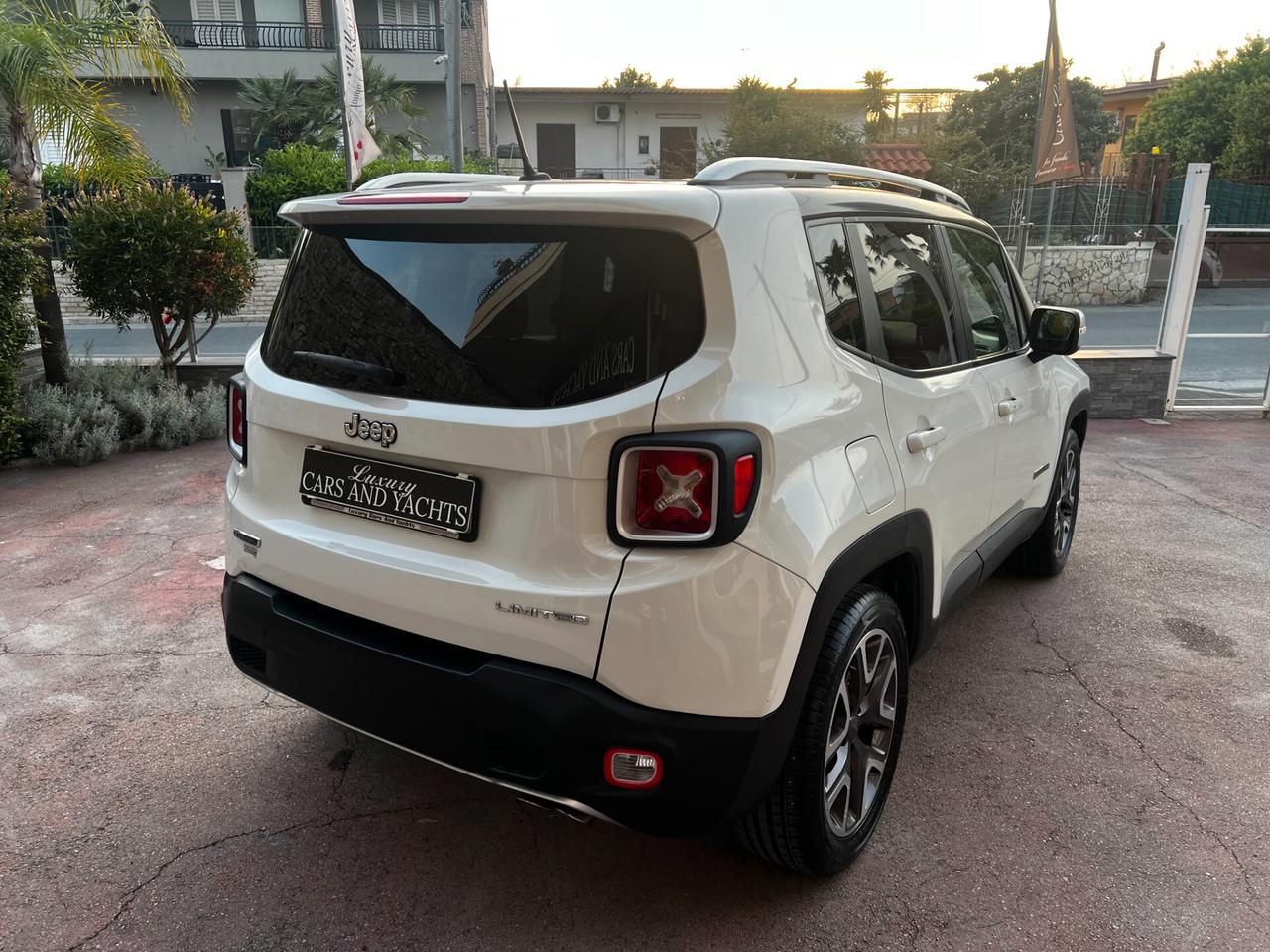 Jeep Renegade 1.6 Mjt 120 CV Limited- NAVI