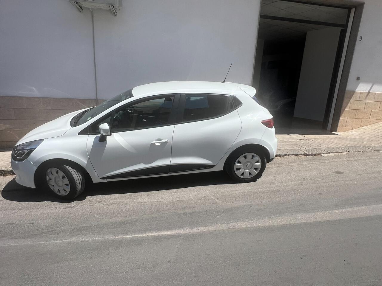 Renault Clio dCi 8V 75CV Start&Stop 5 porte Energy