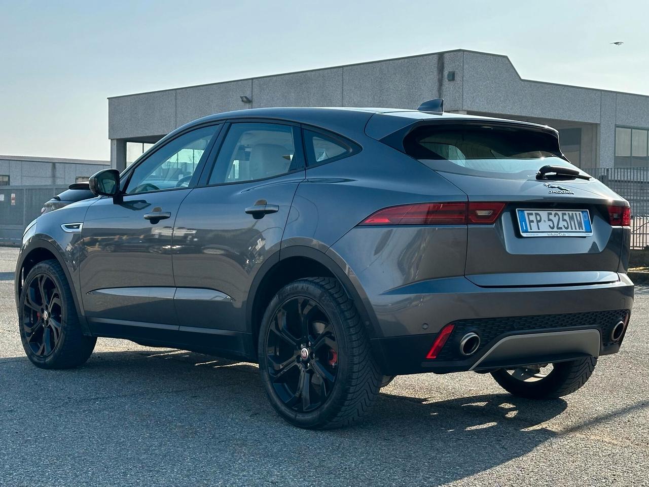 Jaguar E-Pace 2.0 AWD aut. R-Dynamic SE ** PROMO **