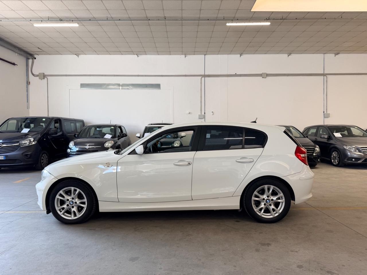 Bmw 116 116i cat 5 porte Futura