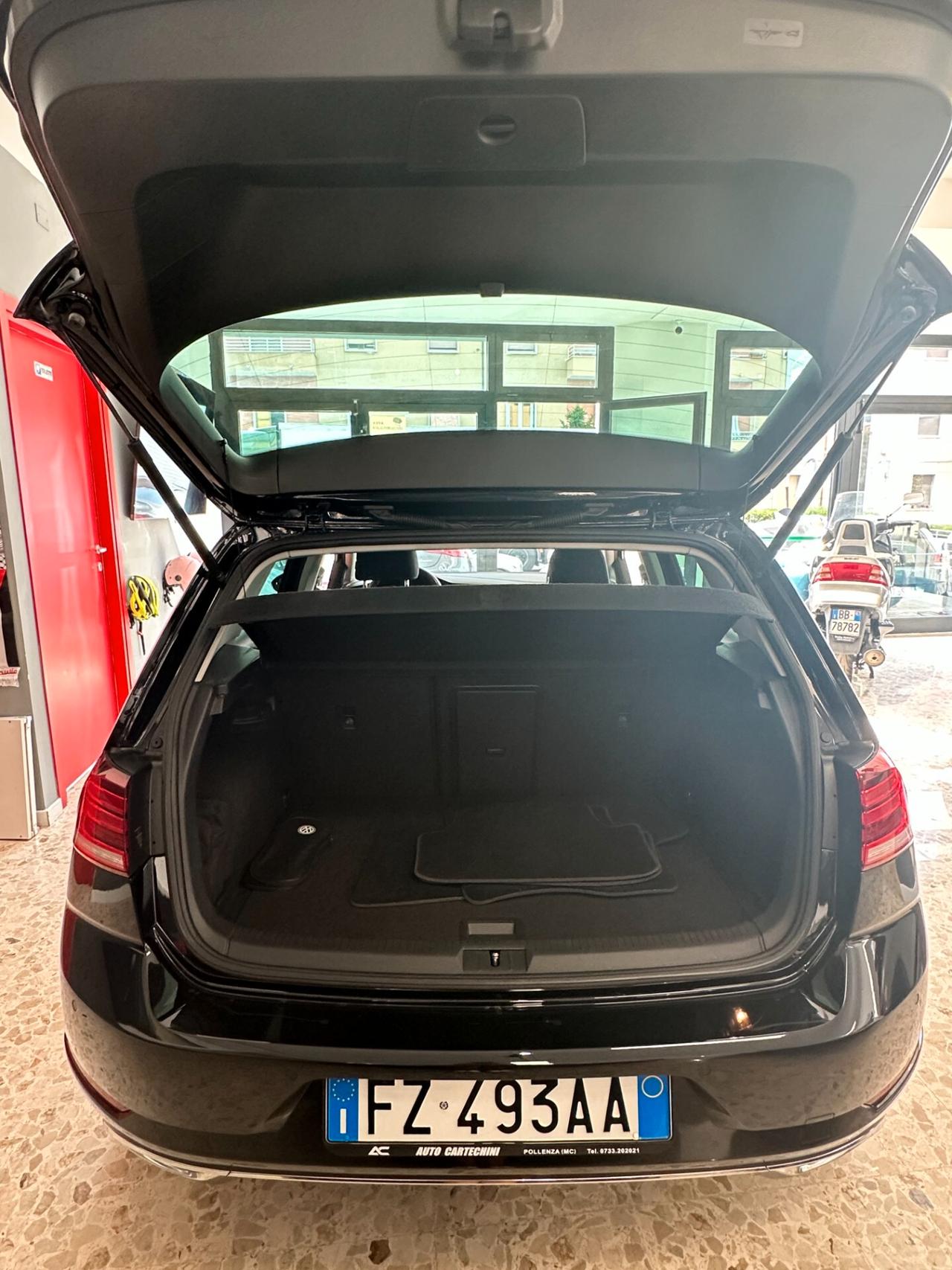 Volkswagen Golf 1.5 TGI DSG 5p. Executive BlueMotion Technology