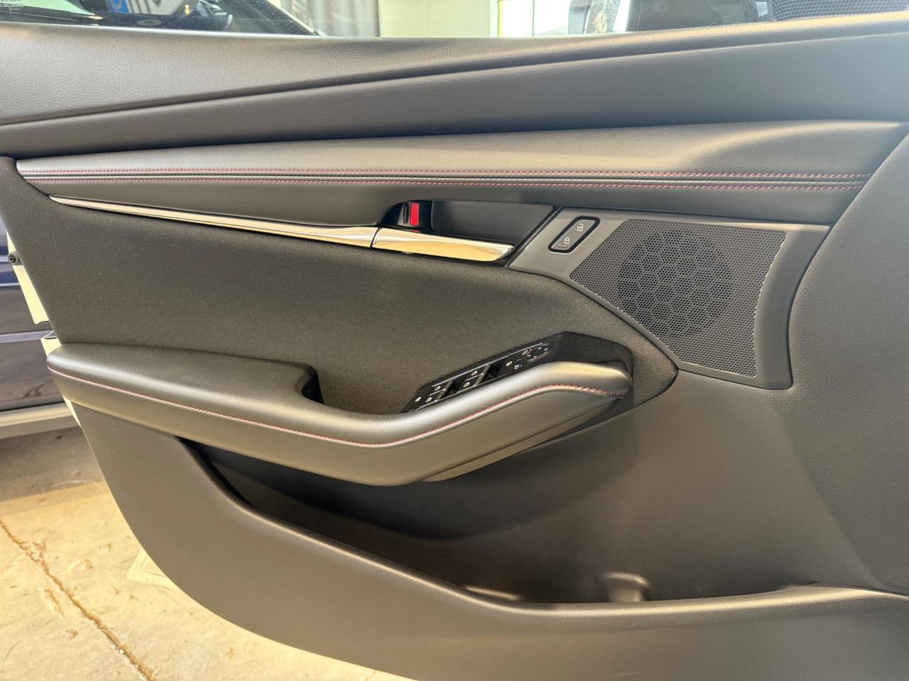 Mazda 3 Mazda3 2.0L e-Skyactiv-G 150 CV M Hybrid Homura