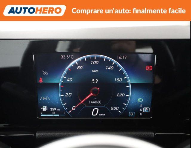 MERCEDES-BENZ B 180 d Premium