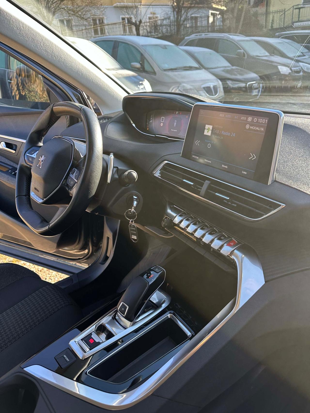 Peugeot 3008 BlueHDi 120 S&S EAT6 ALLURE FULLOPT