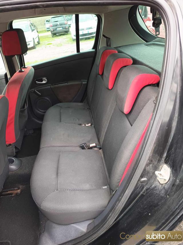 RENAULT Clio 1.5 dCi 70CV 5 porte