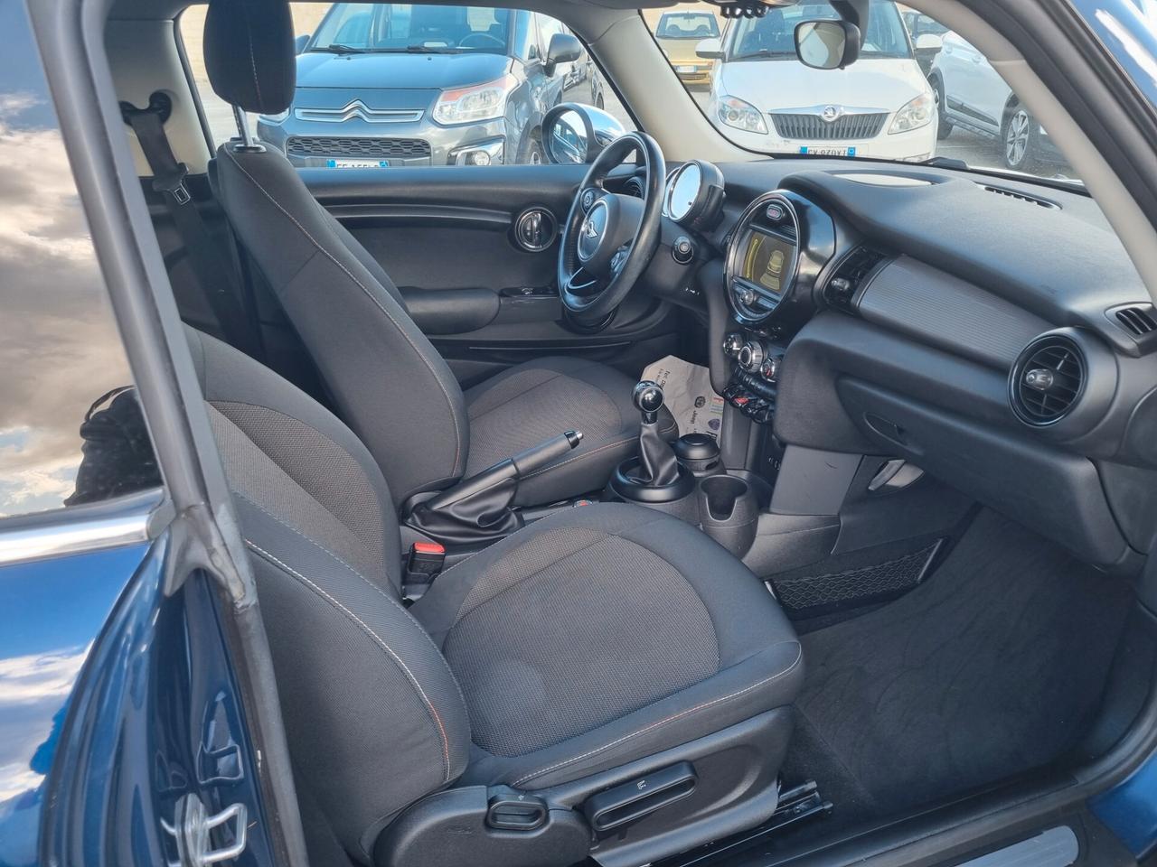 Mini 1.5 One D Business XL