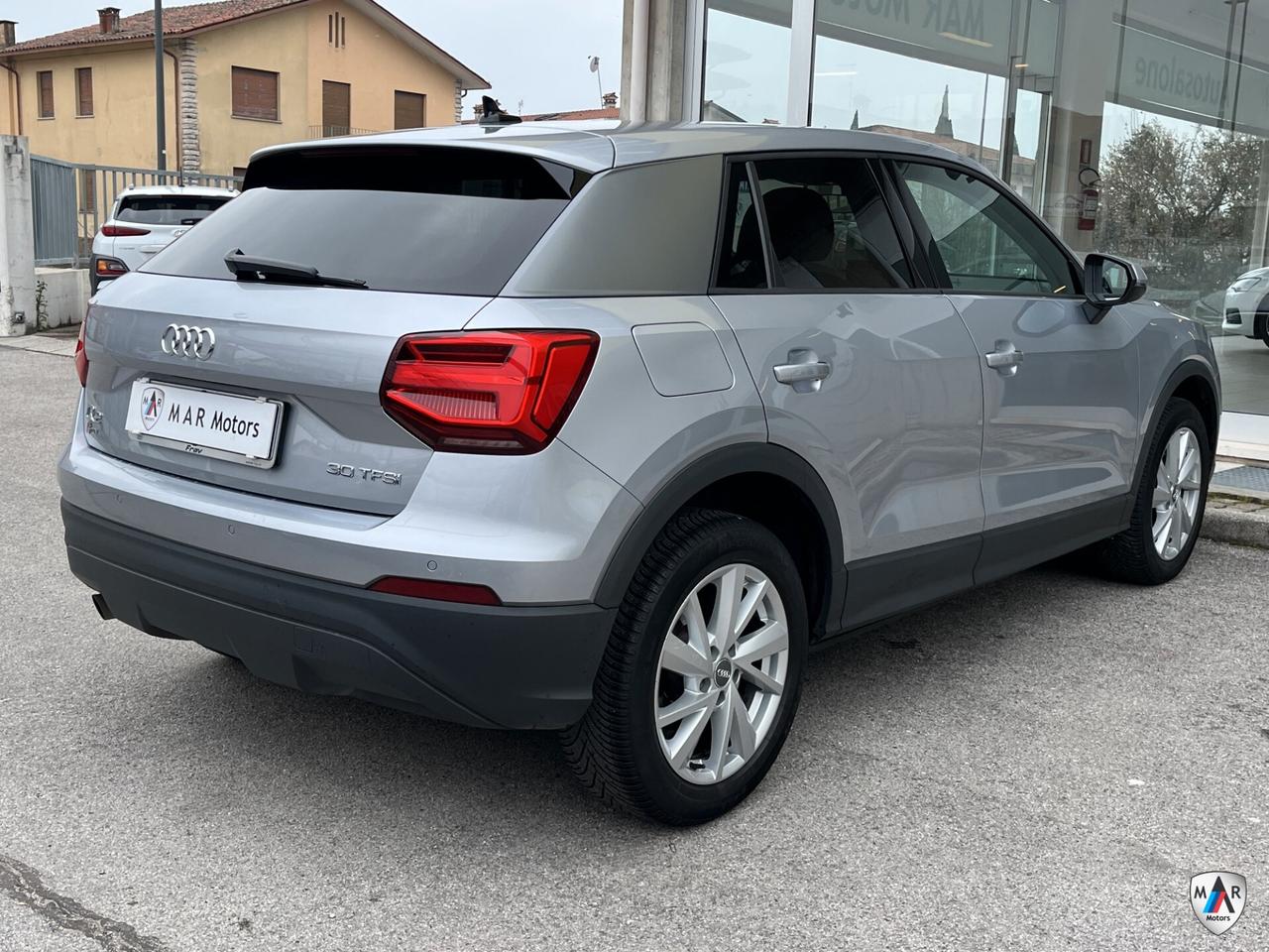 Audi Q2 30 TFSI S tronic Business