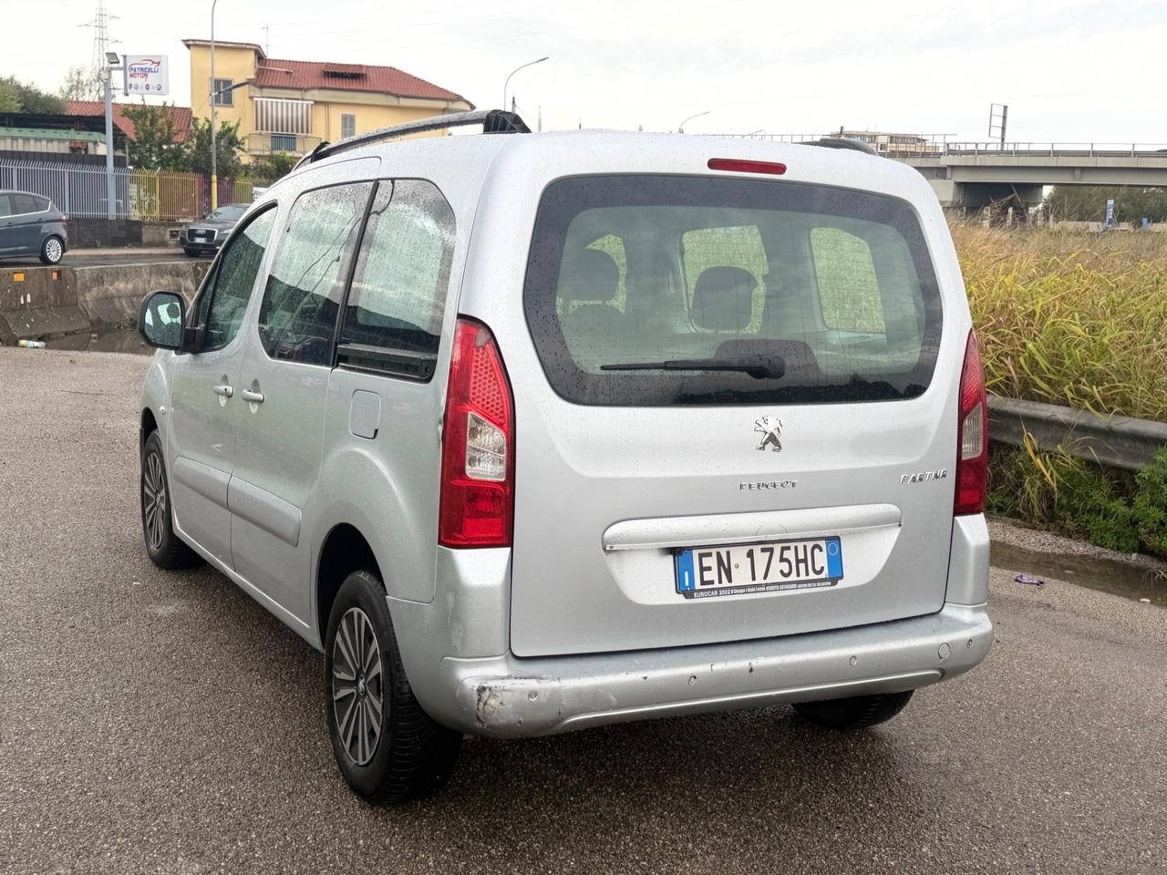 Peugeot Partner Tepee 1.6 e-HDi 92 CV S&S Outdoor MOTORE REVISIONATO