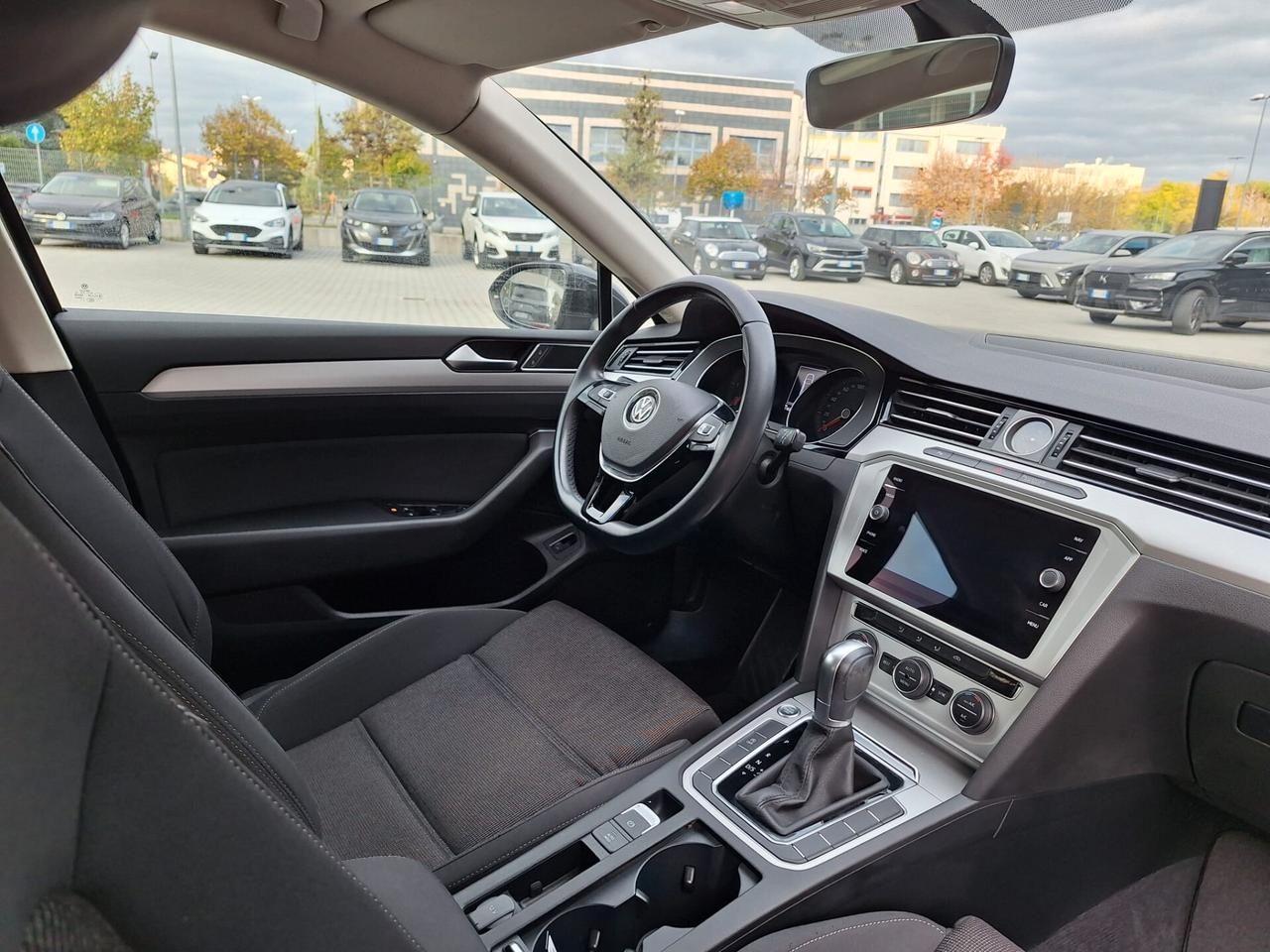 Volkswagen Passat Variant 2.0 TDI DSG Business BMT UNICO PROPRIETARIO IVA ESPOSTA