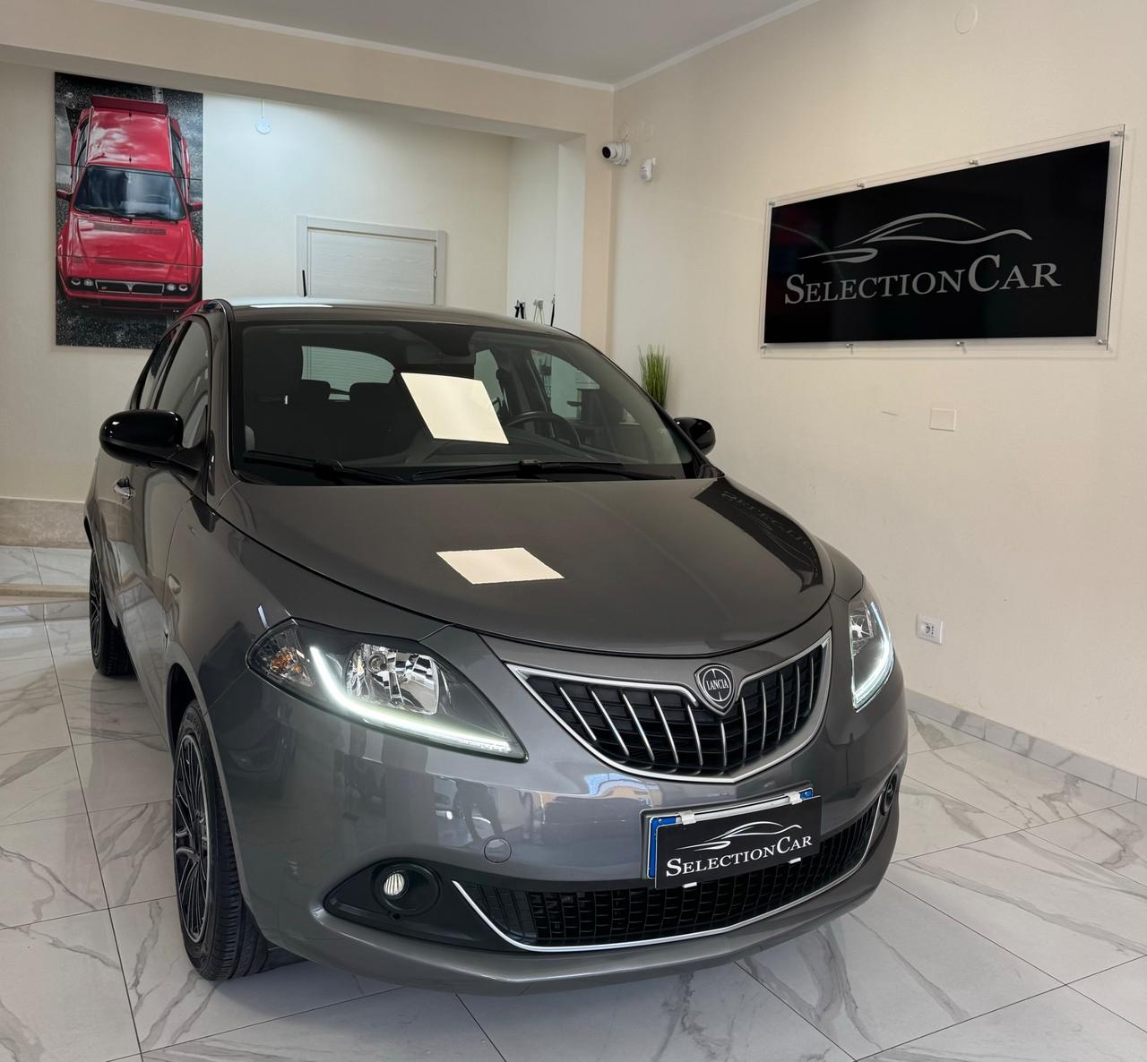 Lancia Ypsilon 1.0 FireFly 5 porte S&S Hybrid Ecochic Gold