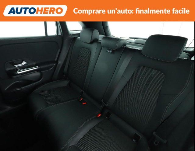 MERCEDES-BENZ GLA 180 Automatic Sport