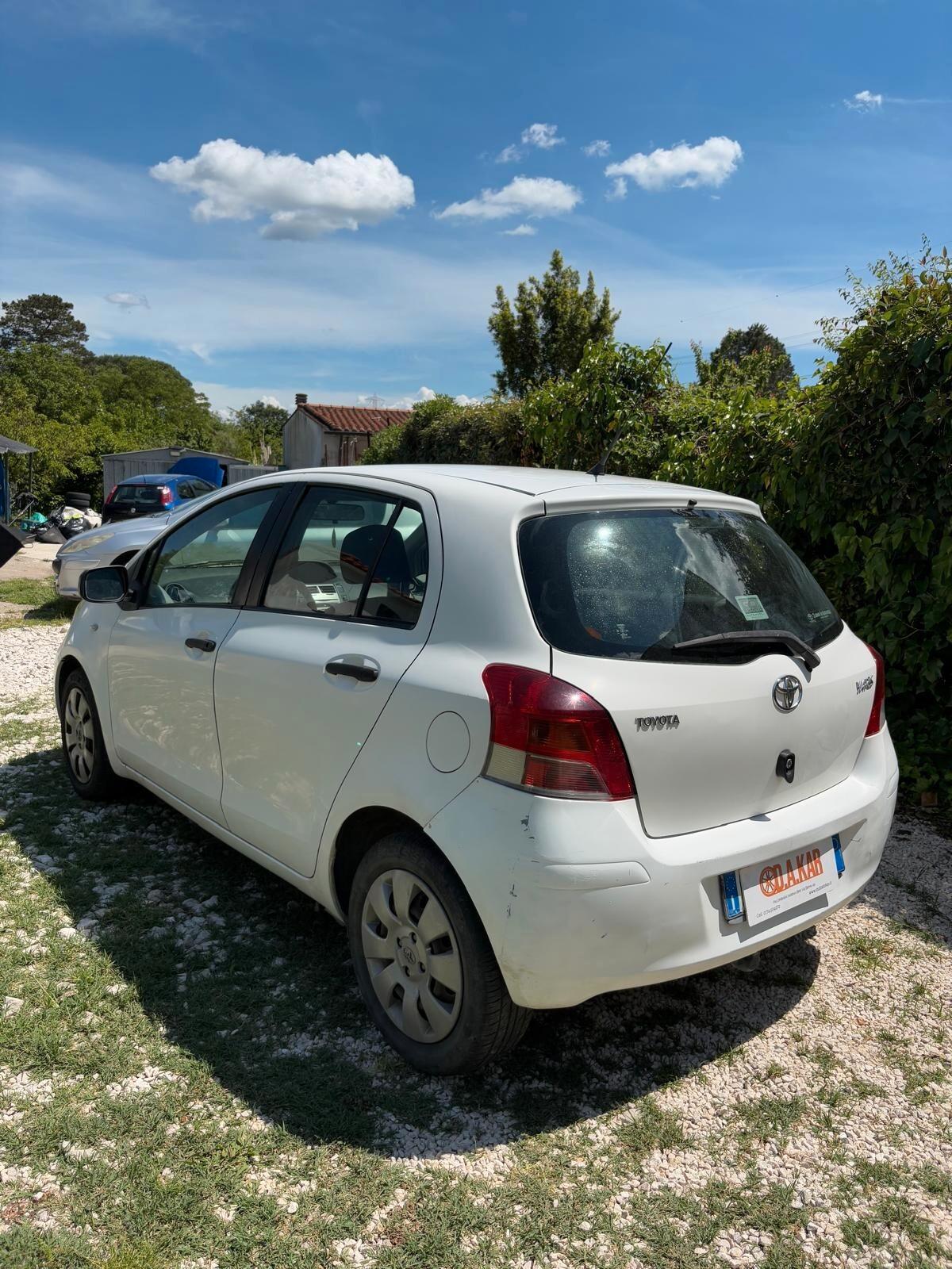 Toyota Yaris 1.3 5 porte