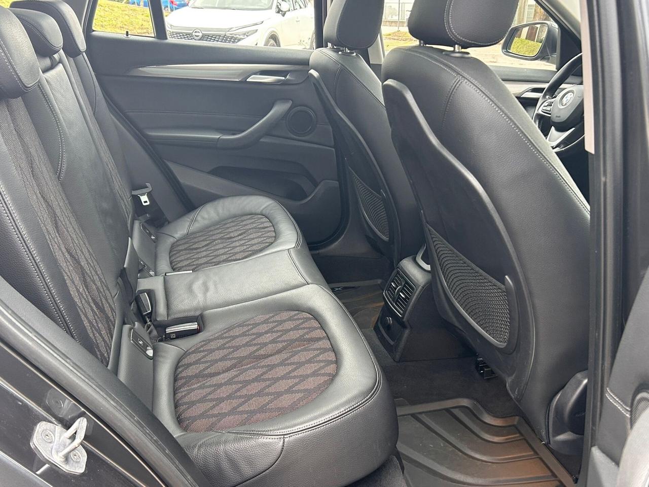 Bmw X1 2.0 Diesel xDrive 190CV Auto | Tetto Panoramico Euro 6
