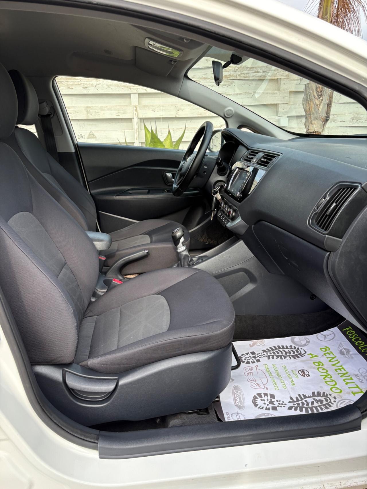 Kia Rio 1.1 diesel 5p. Navigazione