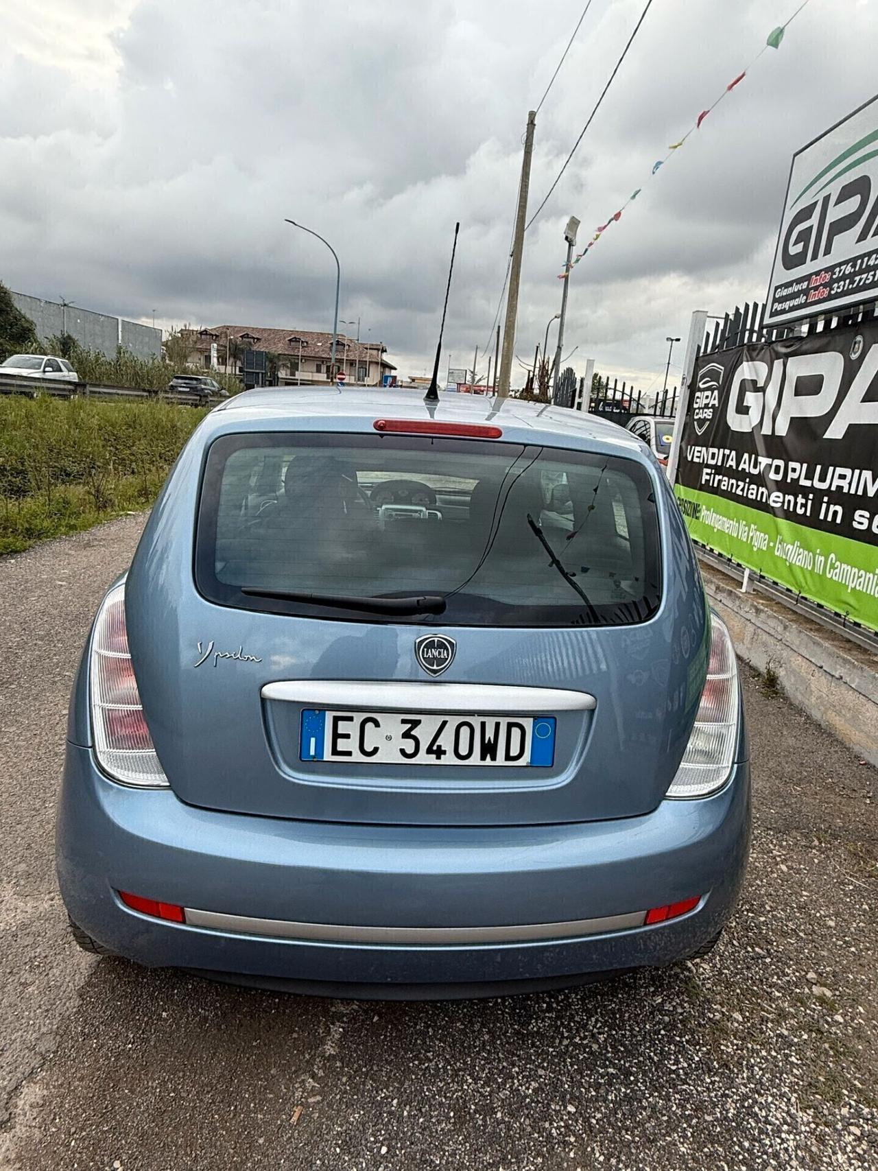 Lancia Ypsilon 1.2 Versus