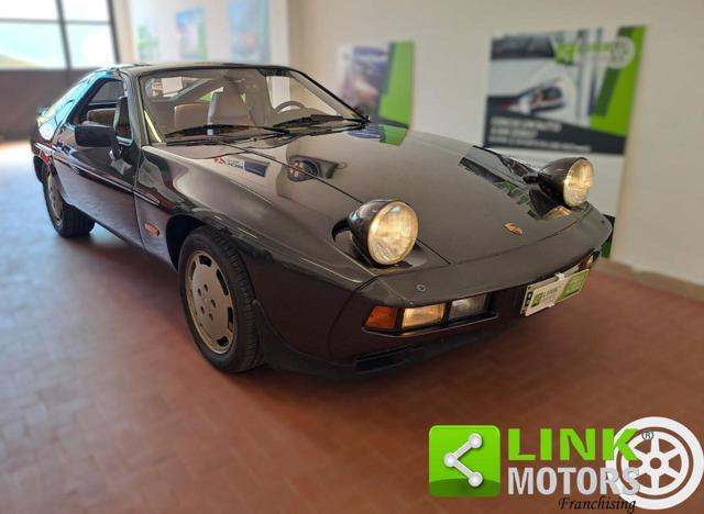 PORSCHE 928 S