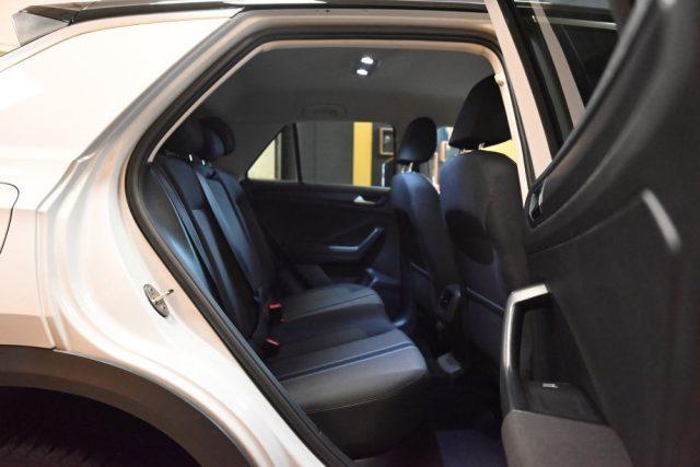 VOLKSWAGEN T-Roc 1.5 TSI ACT STYLE BMT 6M 150CV NAVI CAM TEL17"FULL