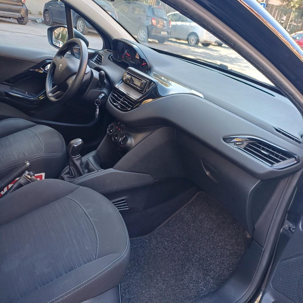 Peugeot 208 1.2 VTi 82 CV 5 porte Active