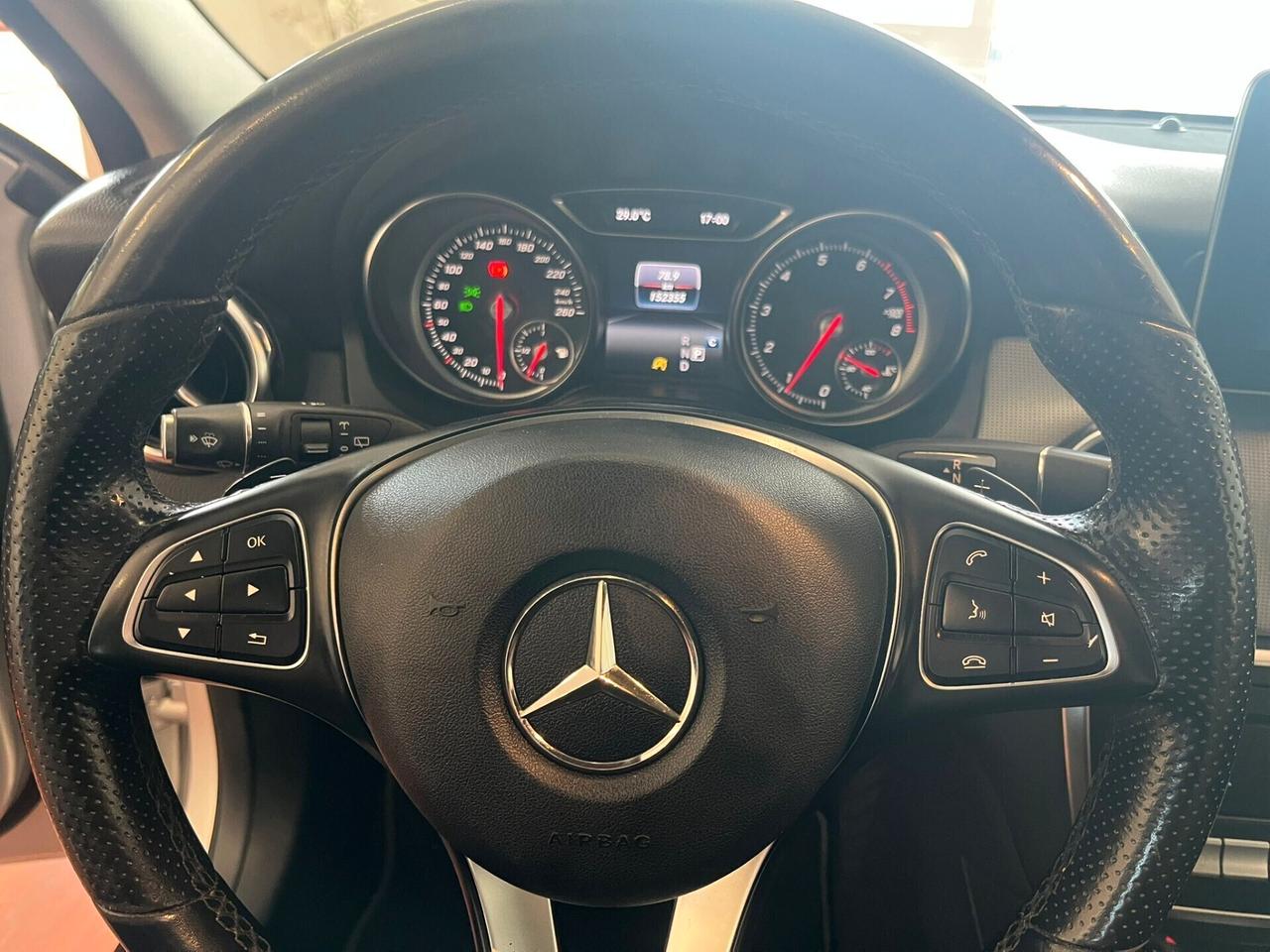 Mercedes-benz GLA 220 Automatic 4Matic Sport
