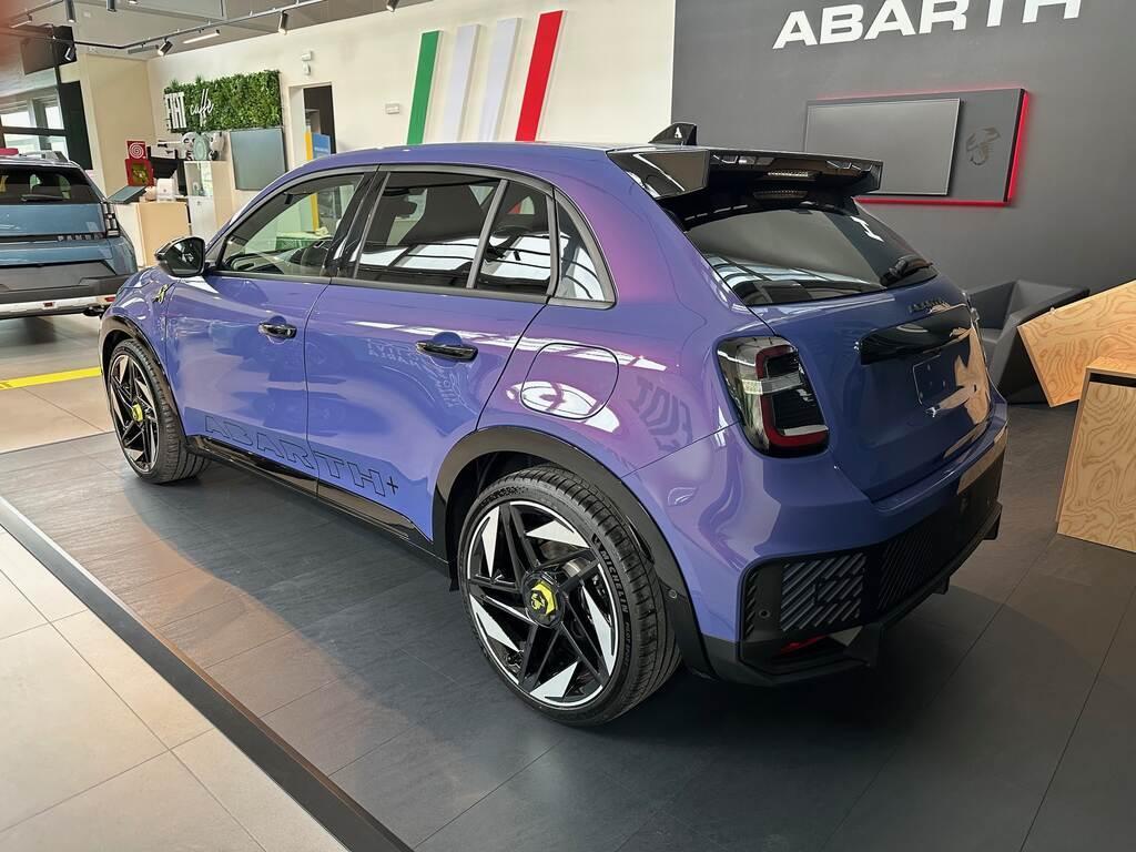 Abarth 600e 54kWh Scorpionissima 280cv