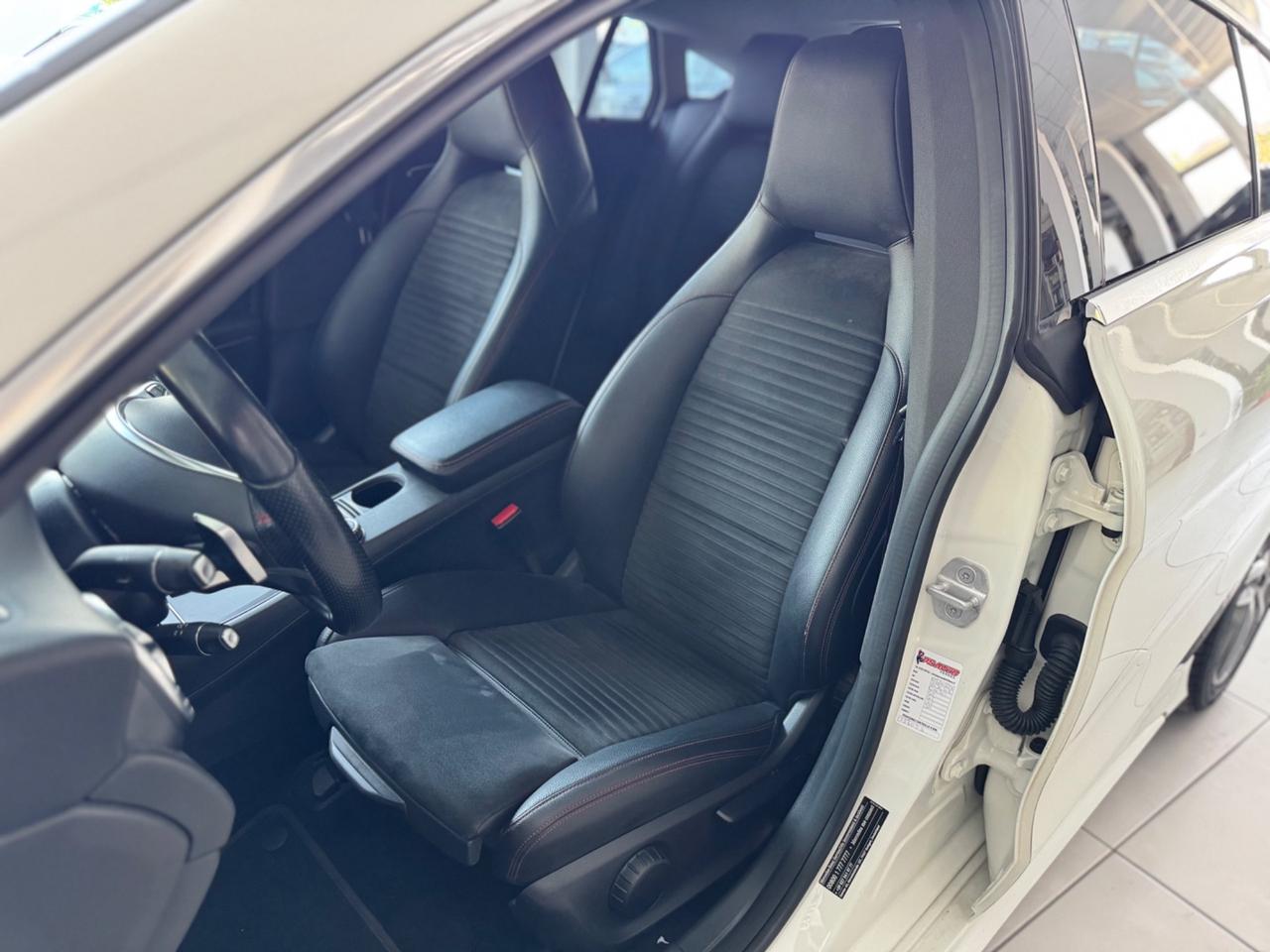 Mercedes-benz CLA 220 d 4Matic Automatic Premium AMG