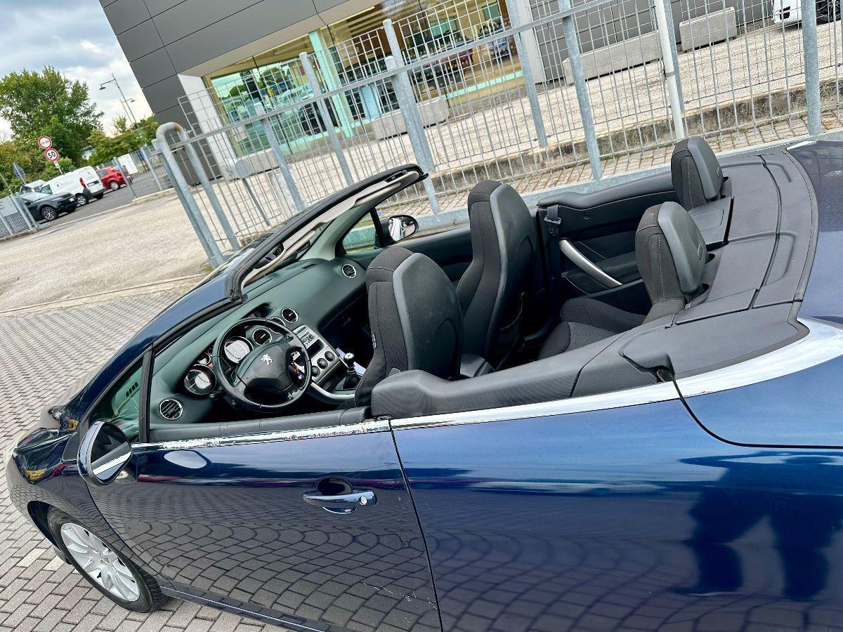 PEUGEOT - 308 - 8V HDi 112CV FAP Cabrio Féline