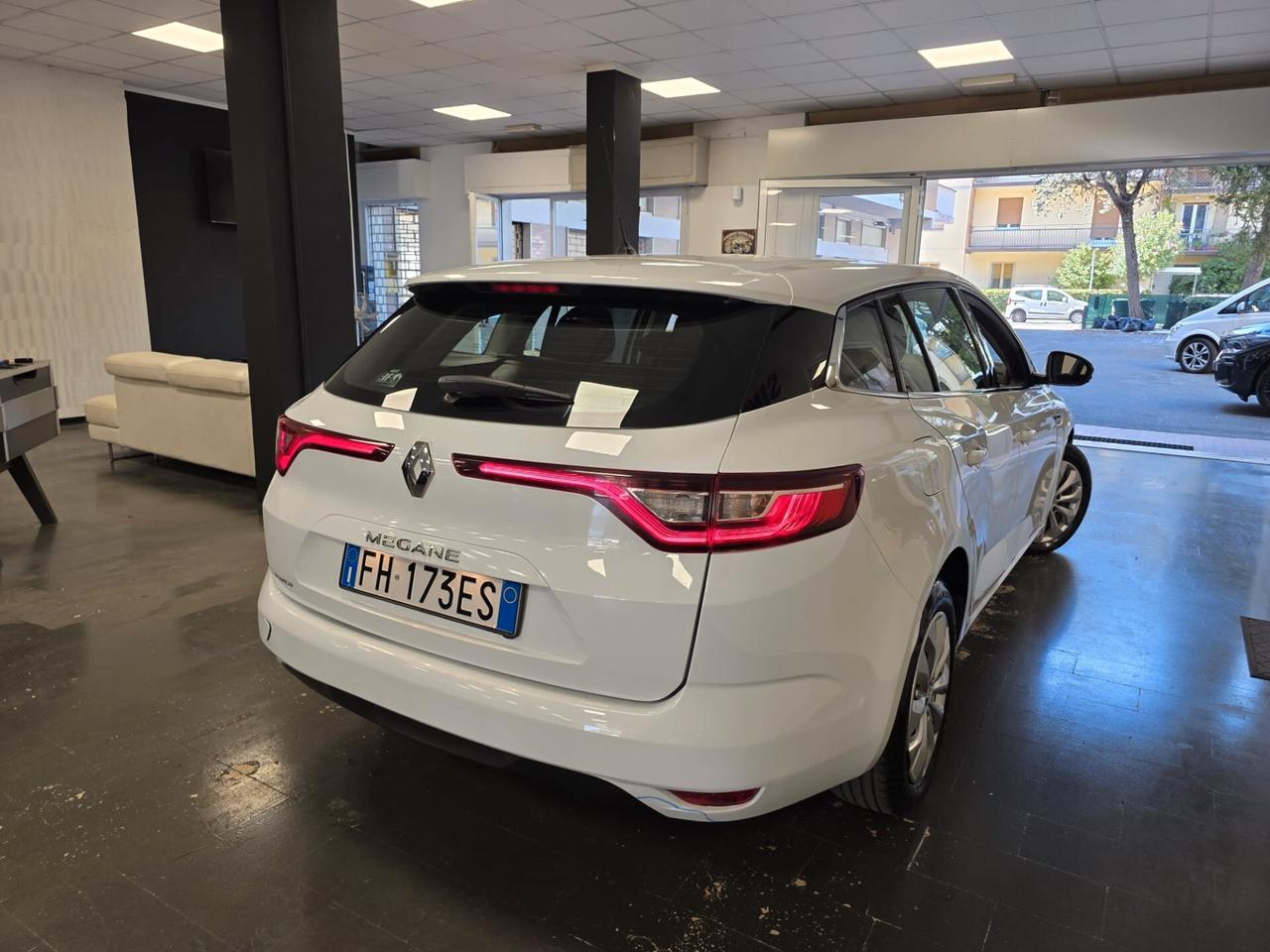 Renault Megane Mégane Sporter TCe Energy Zen