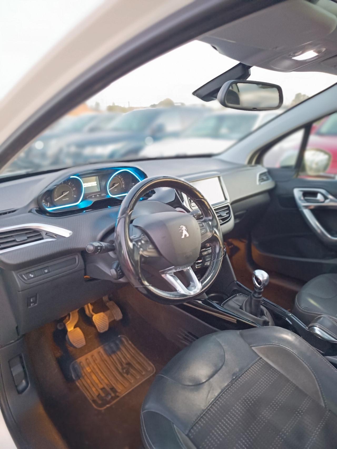 Peugeot 2008 BlueHDi 120 S&S Allure