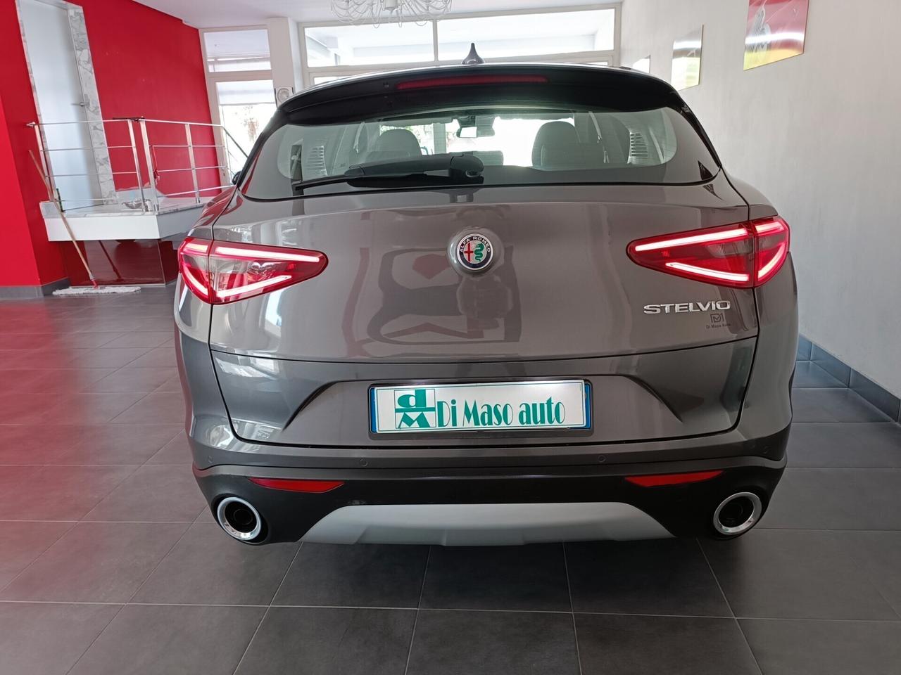 Alfa Romeo Stelvio 2.2 Turbodiesel 160 CV AT8 RWD Business