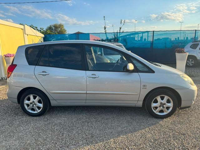 TOYOTA Corolla Verso 1.6 16V