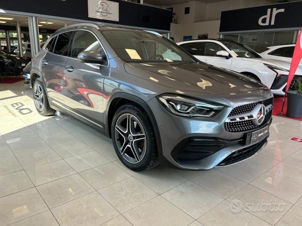 MERCEDES-BENZ GLA 200 d Automatic Premium