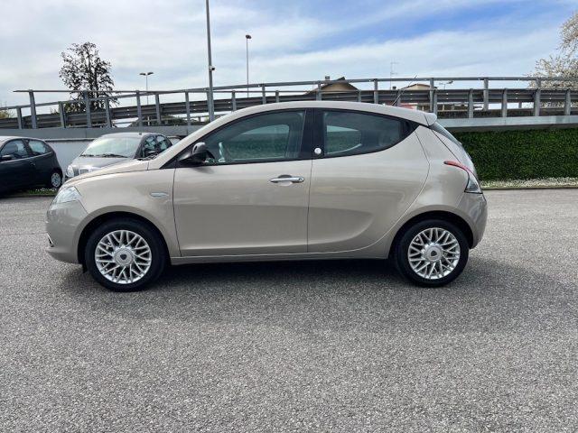 LANCIA Ypsilon 1.2 69 CV 5 porte GPL Ecochic Gold