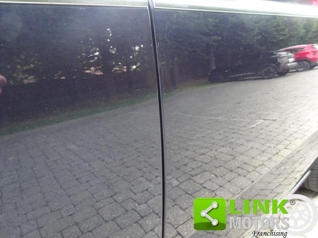 VOLKSWAGEN Multivan T7 2.0 TDI 150CV DSG Style 7 posti