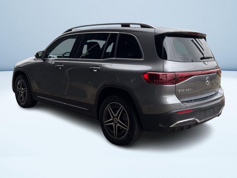 Mercedes-Benz EQB 250+ AMG Line Advanced