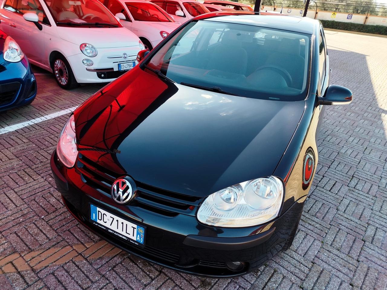 Volkswagen Golf 1.6 16V FSI 5p. Sportline