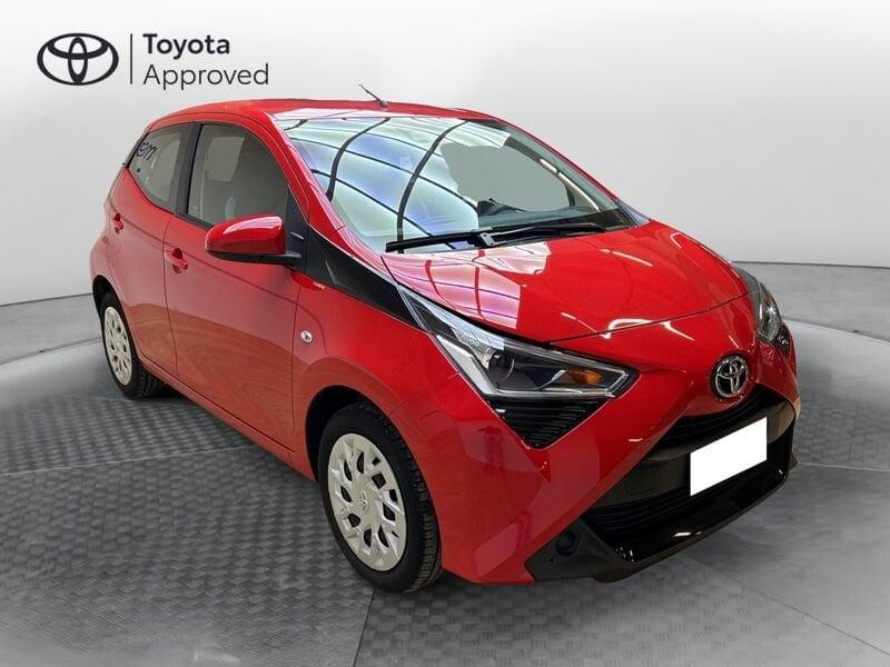 Toyota Aygo 1.0 72 CV x-play