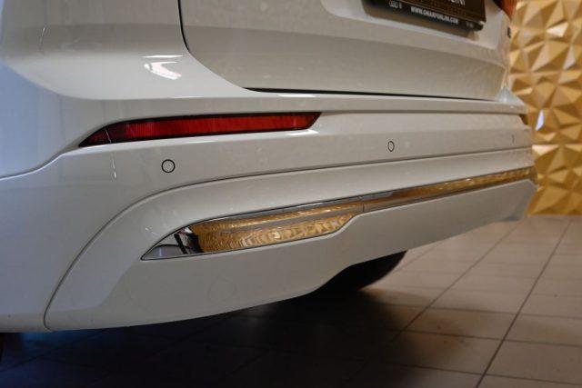 VOLVO XC60 2.0 B4 INSCRIPTION AWD AUTO TETTO 20"CAM STRAFULL!