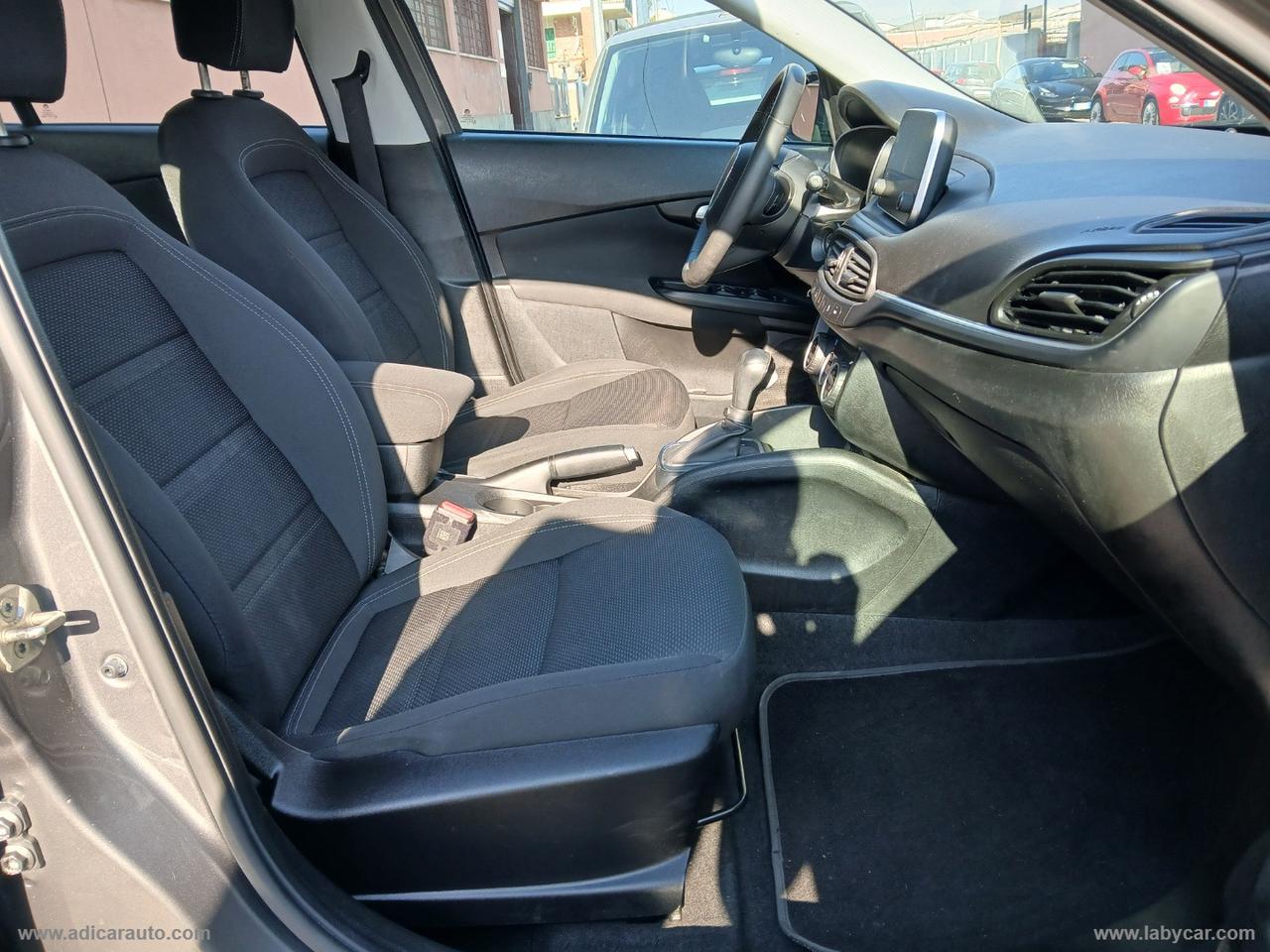 FIAT Tipo 1.6 Mjt S&S DCT 5p. Lounge