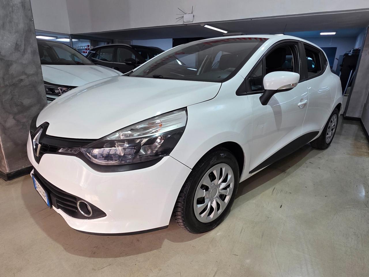 Renault Clio 1.2 NAVI 75cv Full Optional