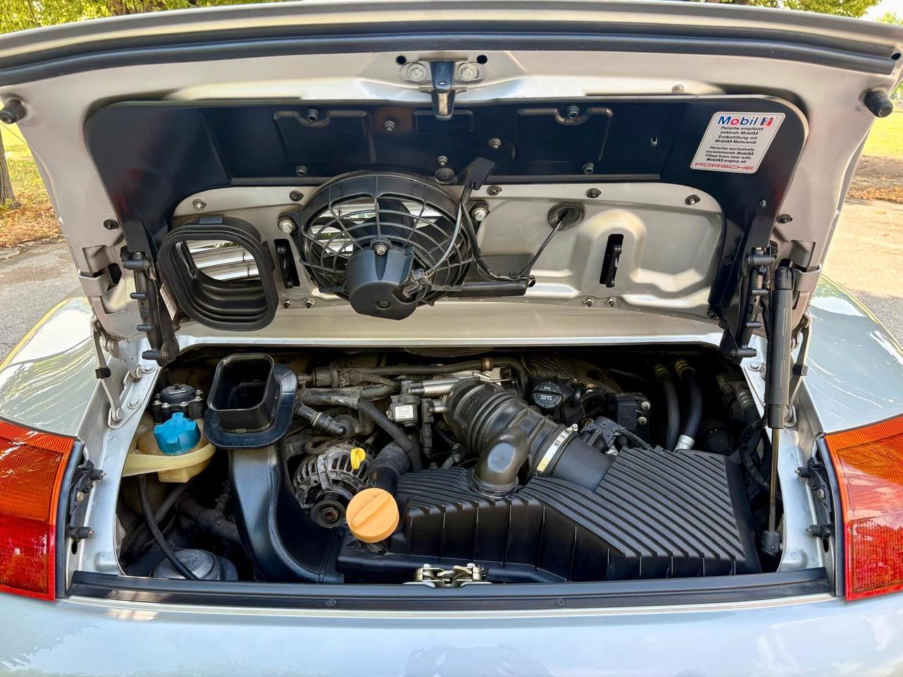 Porsche 996 - 911 Carrera cat Coupé