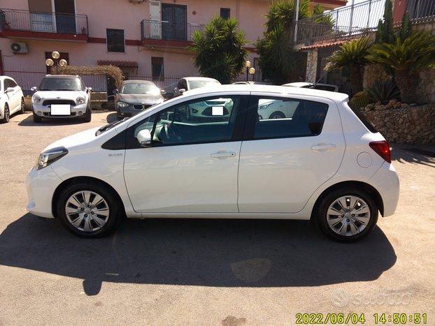 Toyota Yaris 1000