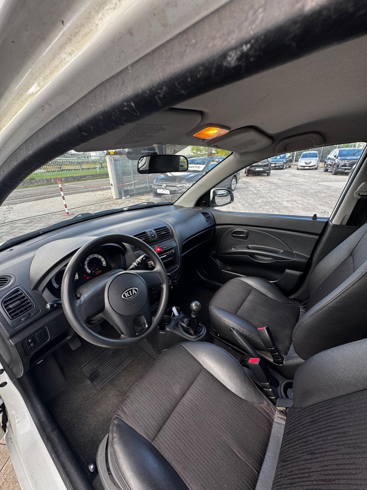 Kia Picanto 2009 ok neopatentati