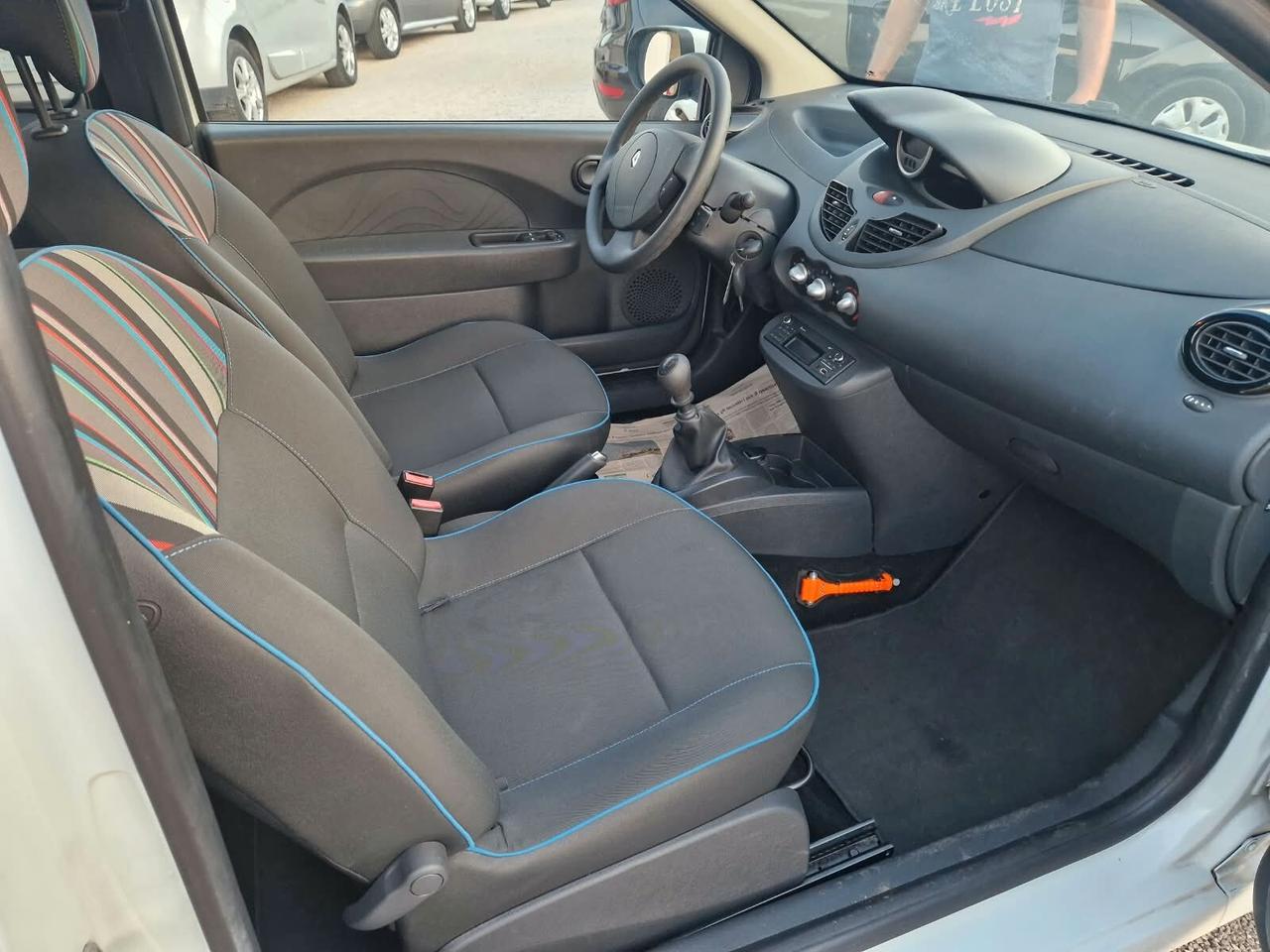 Renault Twingo 1.2 16V Live