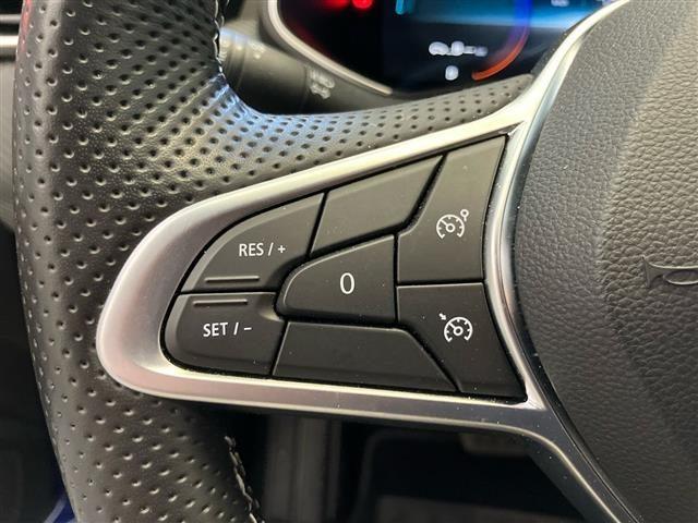 RENAULT Clio 1.6 E-Tech full hybrid E-Tech Engineered 145cv aut