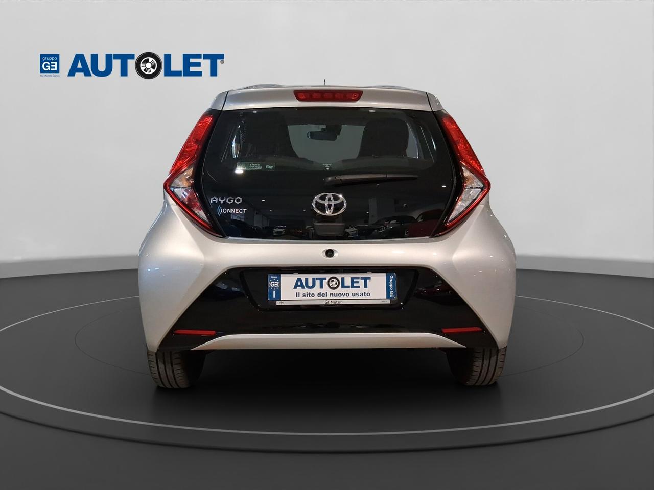 Toyota Aygo Connect 1.0 VVT-i 72 CV 5 porte x-play