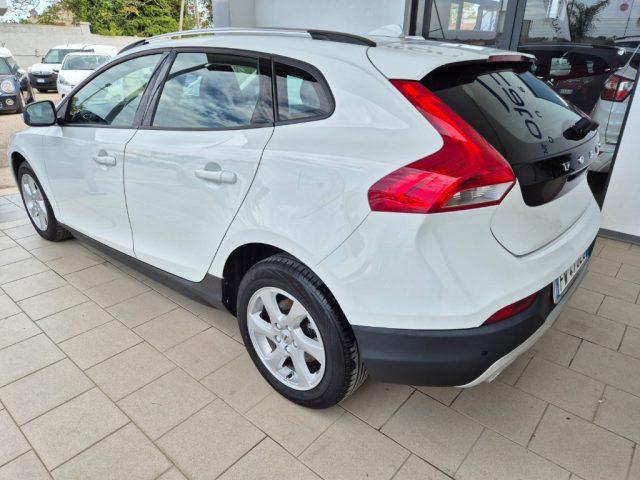 VOLVO V40 Cross Country D2 Geartronic Business Plus